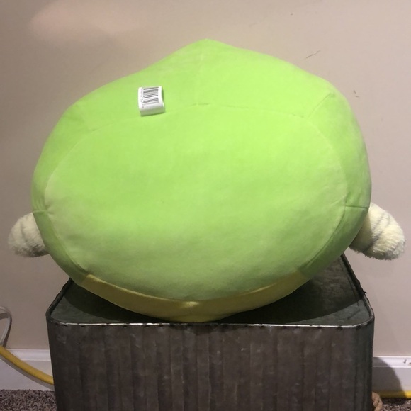 SQUISHMALLOW Nellie the Parakeet “First to Market” - Picture 6 of 9